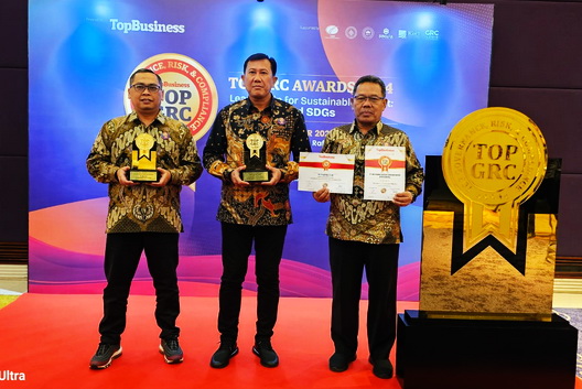 PT BPR Bank Daerah  Karanganyar Raih Top “GRC Awards 2024 “ Bukti Tata Kelola Sangat Bagus dan memiliki Kepemimpinan yang berkualitas dalam pengelolaan bisnis.