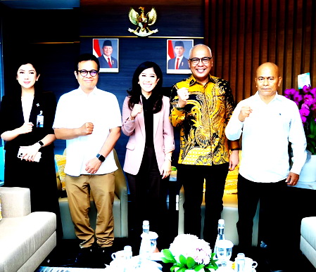 Menkomdigi Senang Kongres Persatuan PWI Lancar, Minta Pelantikan Pengurus Digelar di Monumen Pers Solo