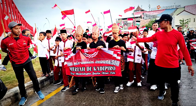 Warga Kadipiro Solo Gelar Perayaan Kemerdekaan RI ke-80 Kelilingi Simpang Joglo