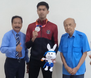 Mahasiswa UNISRI  Osanando Naufal peraih Mendali Silver Kyorugi Under 80 kg Cabor Taekwondo SEA GAMES Kamboja