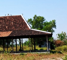 Proyek kolam Renang Jeruksawit Mangkrak Senilai 1 M