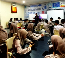 Prodi Sarjana Terapan Polinus  Adakan Workshop  Guna Memprkenalkan Kecerdasan Buatan