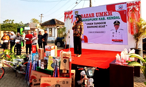 Pesan Bupati Kendal Kepada Pelaku UMKM, Kuasai Digital Marketing