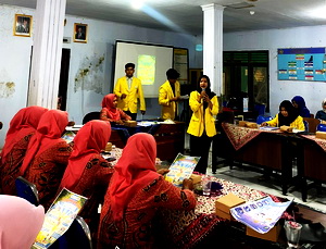 Mahasiswa  UNNES Giat 12 Dorong Peran Perempuan dalam Menerapkan  Nilai  Pancasila dan Ketahanan Pangan Keluarga