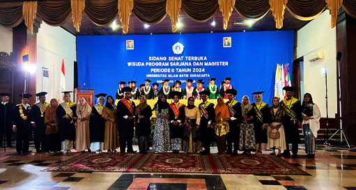 UNIBA Surakarta Mewisuda Sarjana  , Magister Serta  Magister Hukum